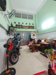 Cần bán nhà đường Hậu Giang Q6, DT 45 m2, 4 tầng BTCT, hẻm ô tô thông,Giá nhỉn 7 tỷ